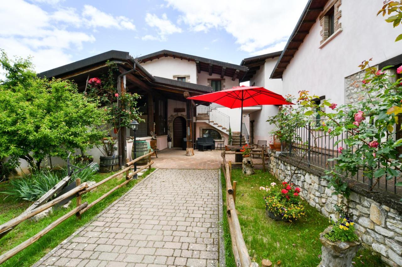 Agriturismo Valle Tezze Cascia Zewnętrze zdjęcie