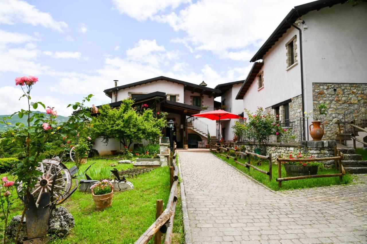 Agriturismo Valle Tezze Cascia Zewnętrze zdjęcie